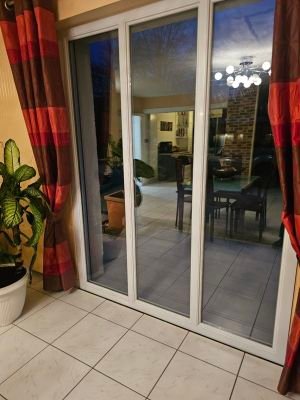 Doubles vitrages posés sur des panneaux fixes PVC